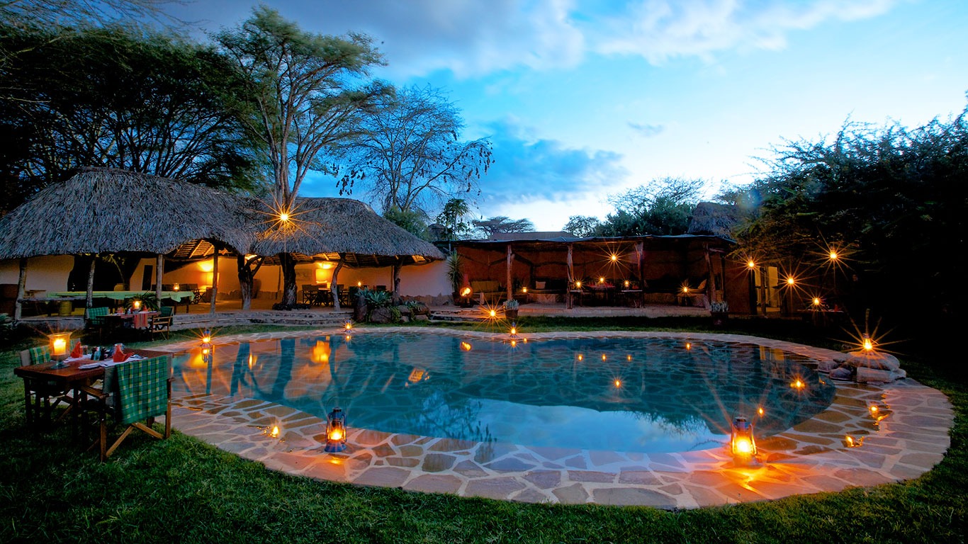 Lewa Safari Camp pool and lounge area